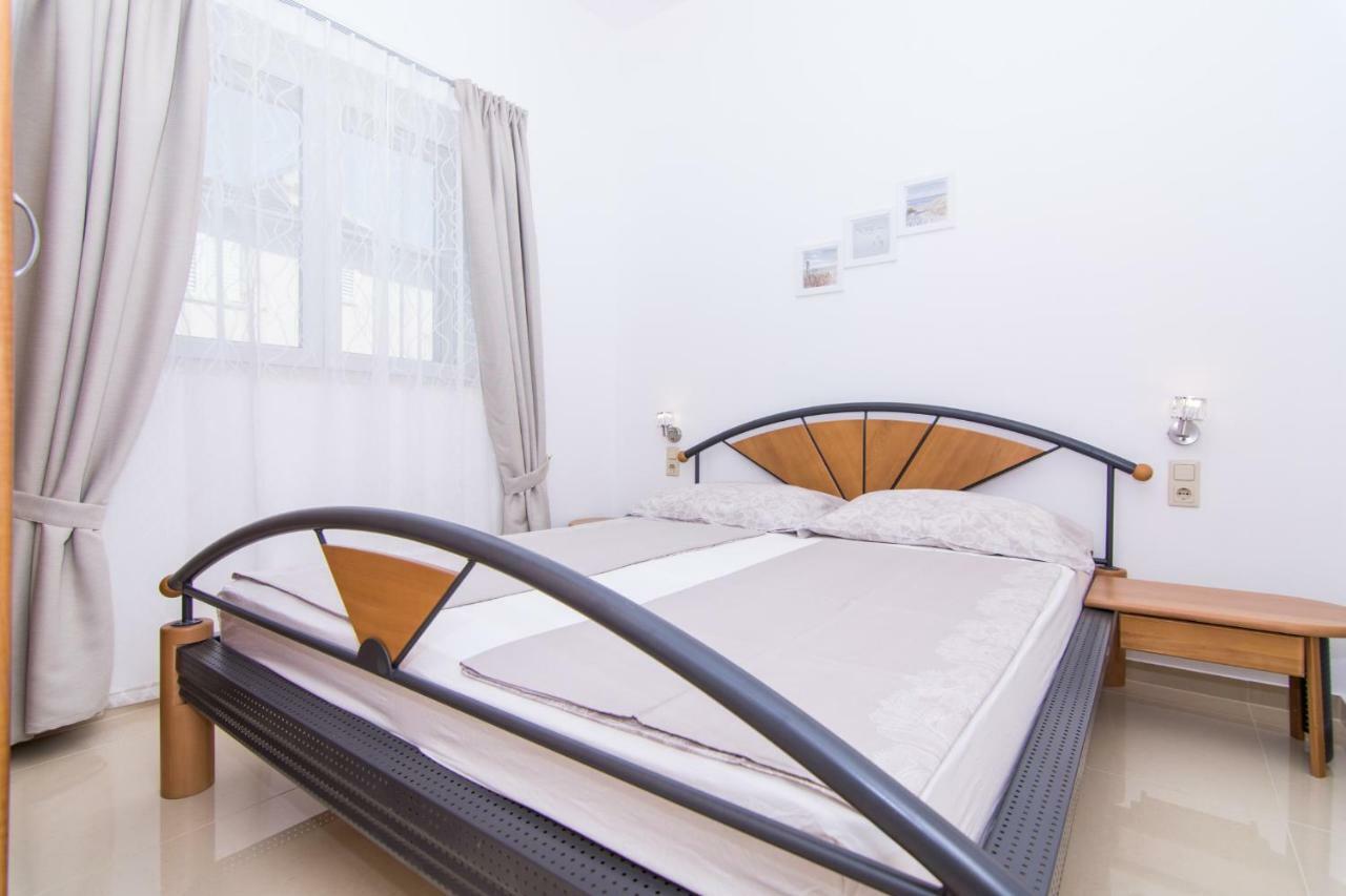 Apartmani Juric トロギール エクステリア 写真