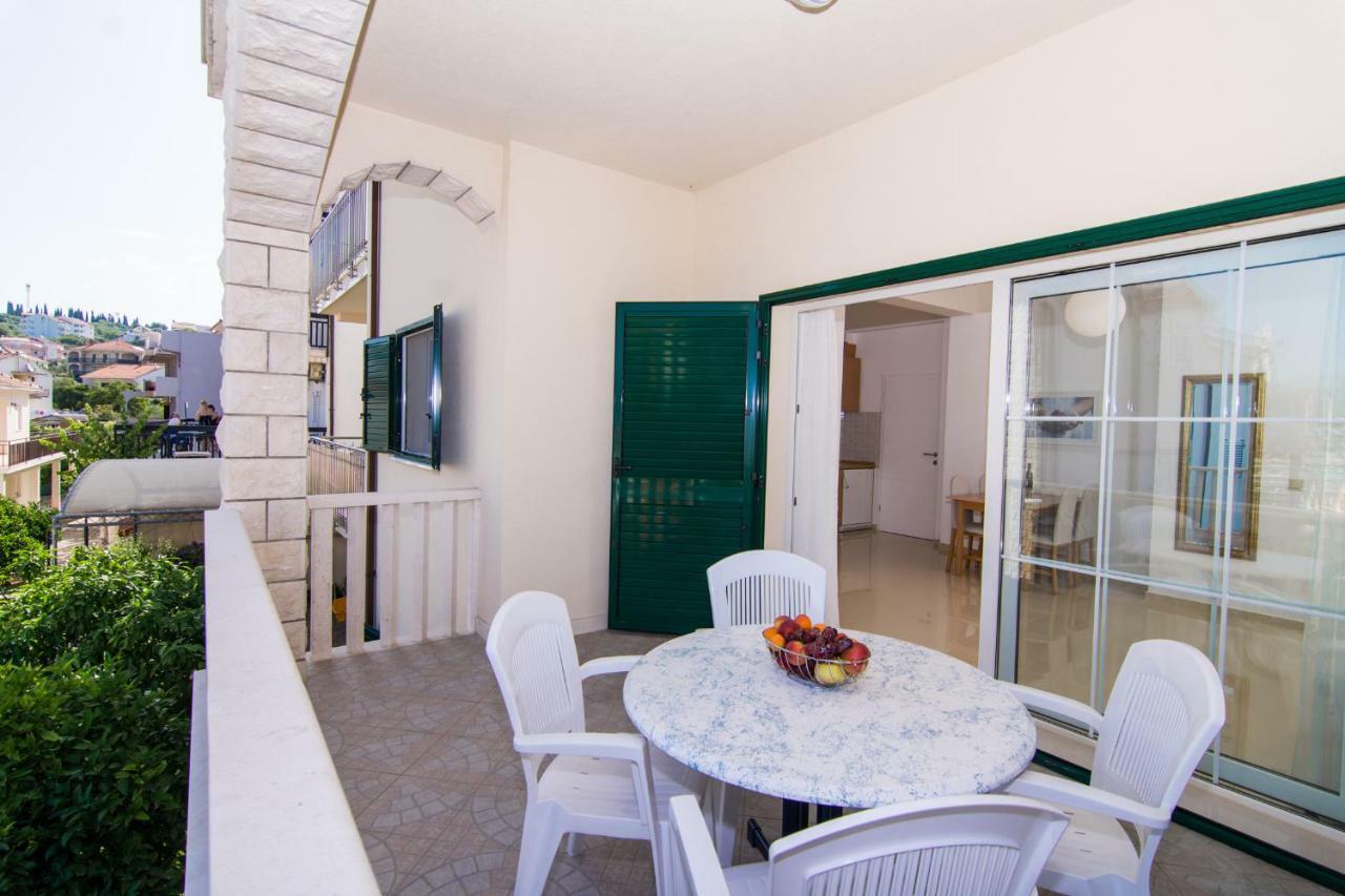 Apartmani Juric トロギール エクステリア 写真