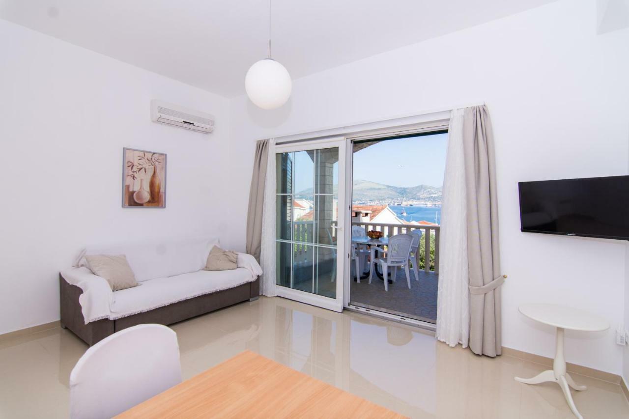 Apartmani Juric トロギール エクステリア 写真