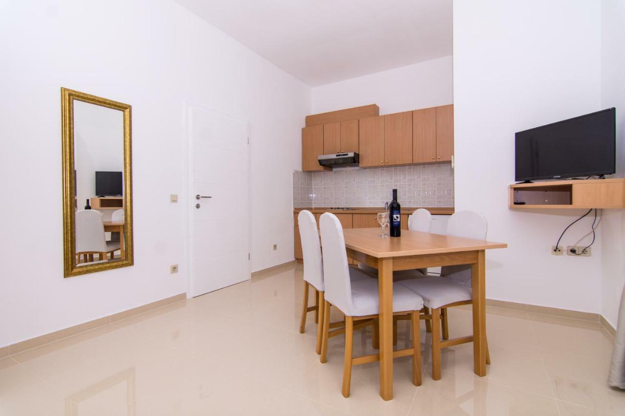 Apartmani Juric トロギール エクステリア 写真