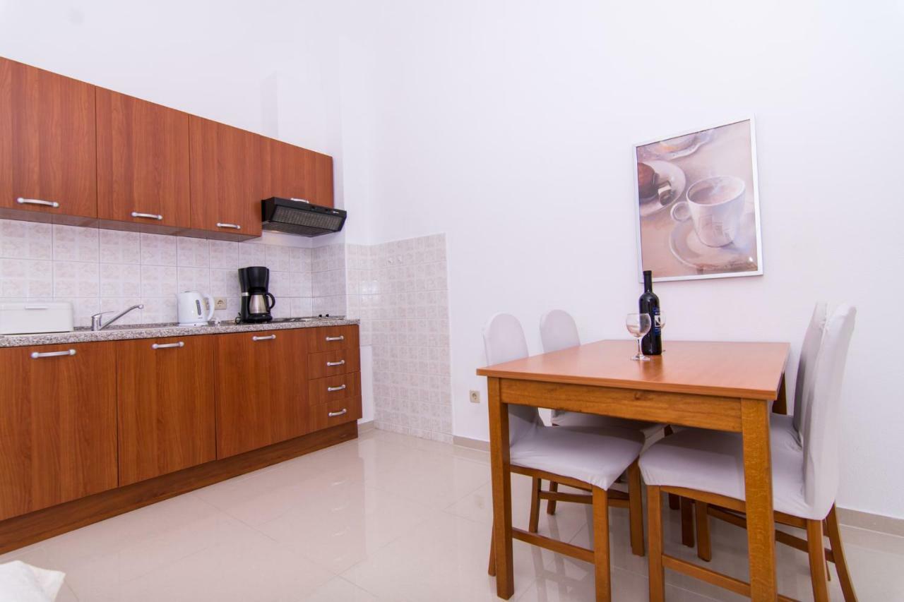 Apartmani Juric トロギール エクステリア 写真