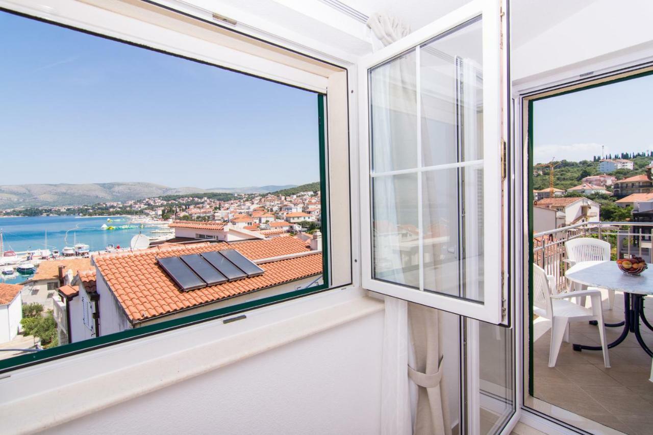 Apartmani Juric トロギール エクステリア 写真