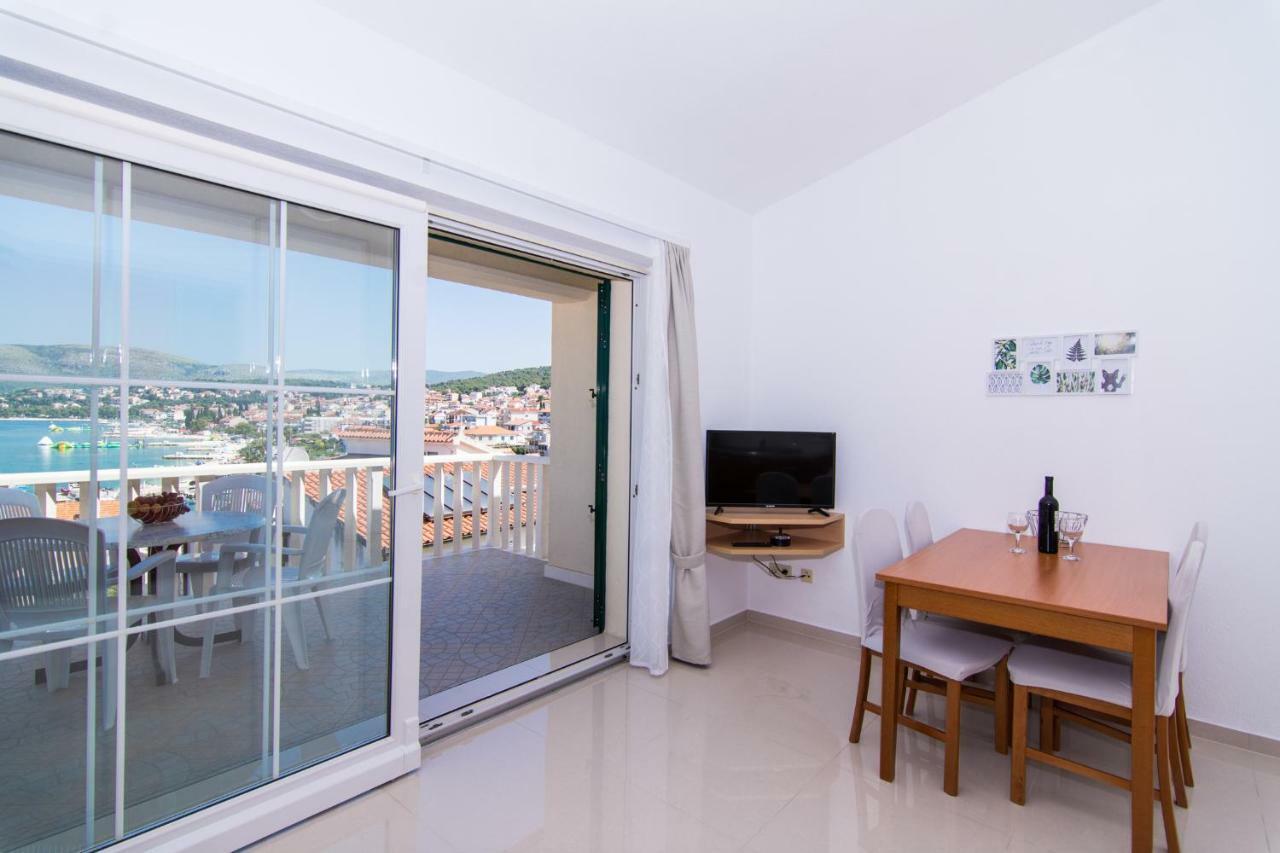 Apartmani Juric トロギール エクステリア 写真